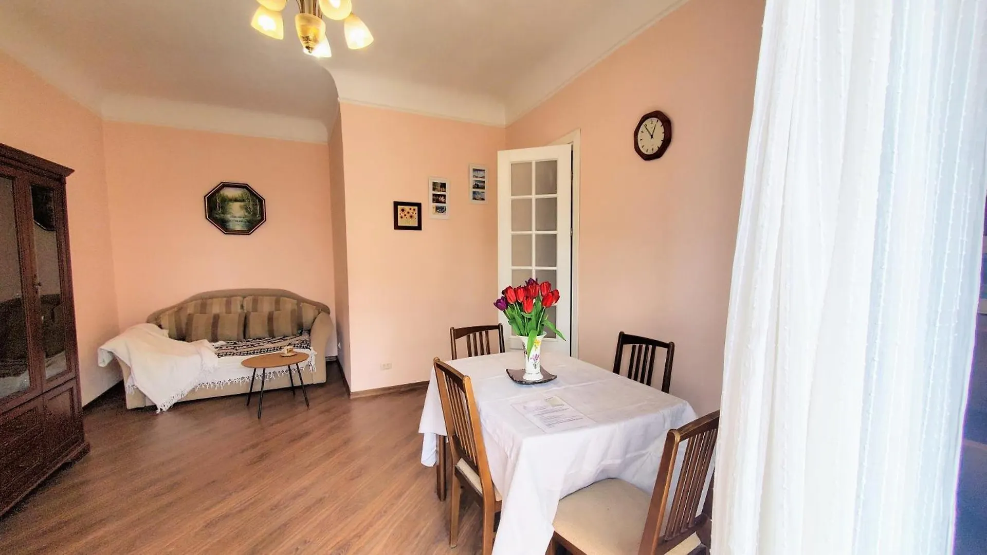 Kyiv Top Location 60M2 Apt In Old City Fast Wifi Selfchekin Apartment