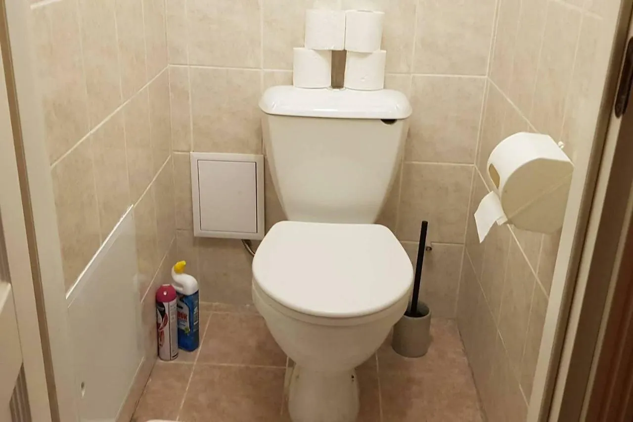 Daire Kyiv Top Location 60M2 Apt In Old City Fast Wifi Selfchekin